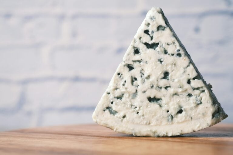 Tackling Cheese Defects: A Practical Guide to Flavor, Texture & Appearance Issues